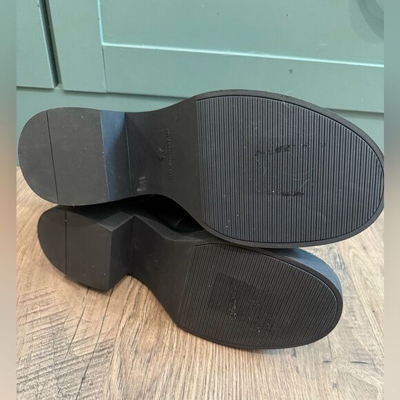 Stuart Weitzman Gotham zip booties - Picture 4 of 4